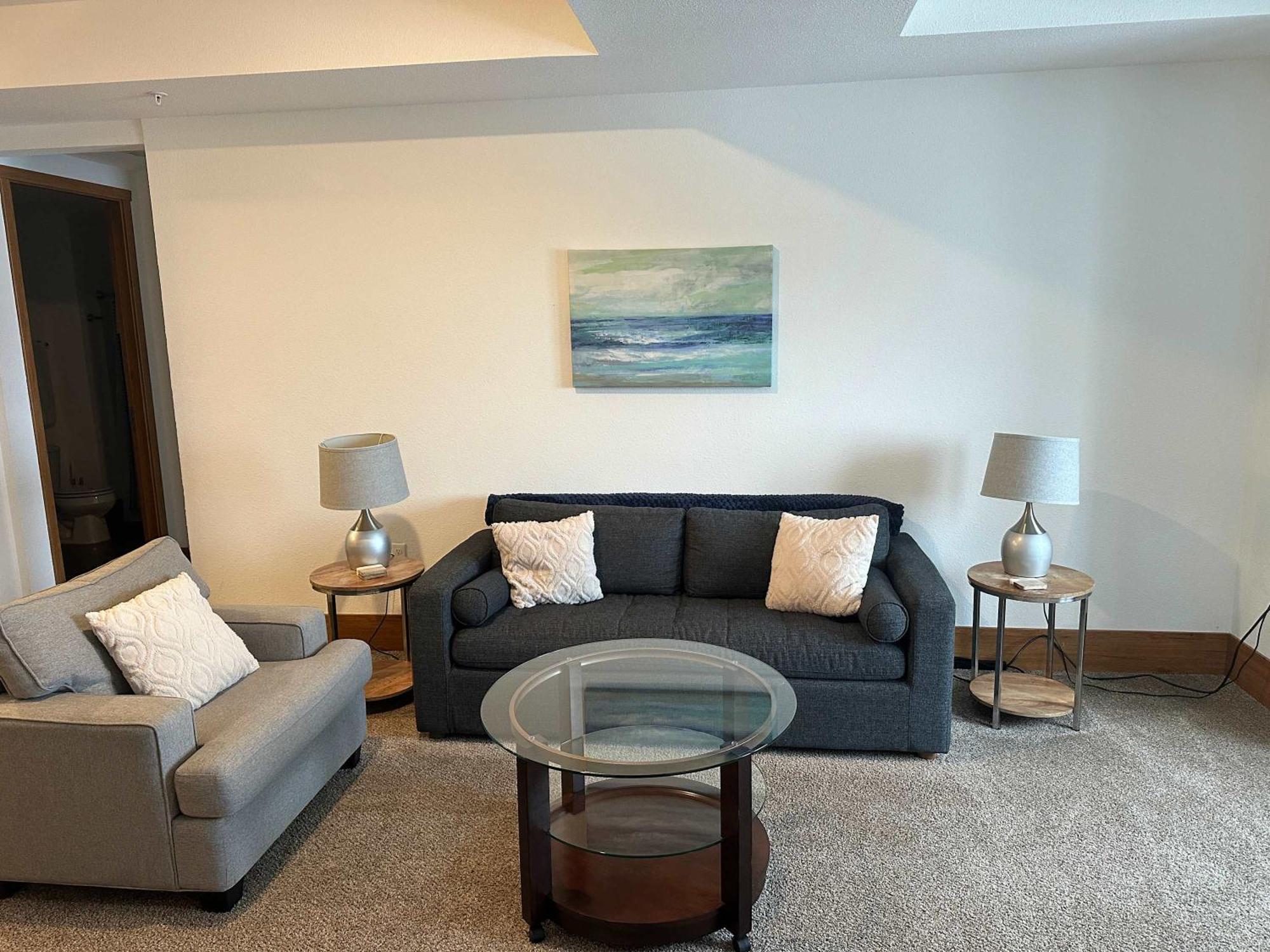2Br Suite At The Grand Castle Pool Gym & Parking Grandville Exterior foto